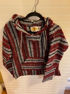 Earth Ragz Baja Hoodies Medium Red Black White Mexican Rug Pullover